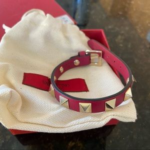 VALENTINO ROCKSTUD BRACELET